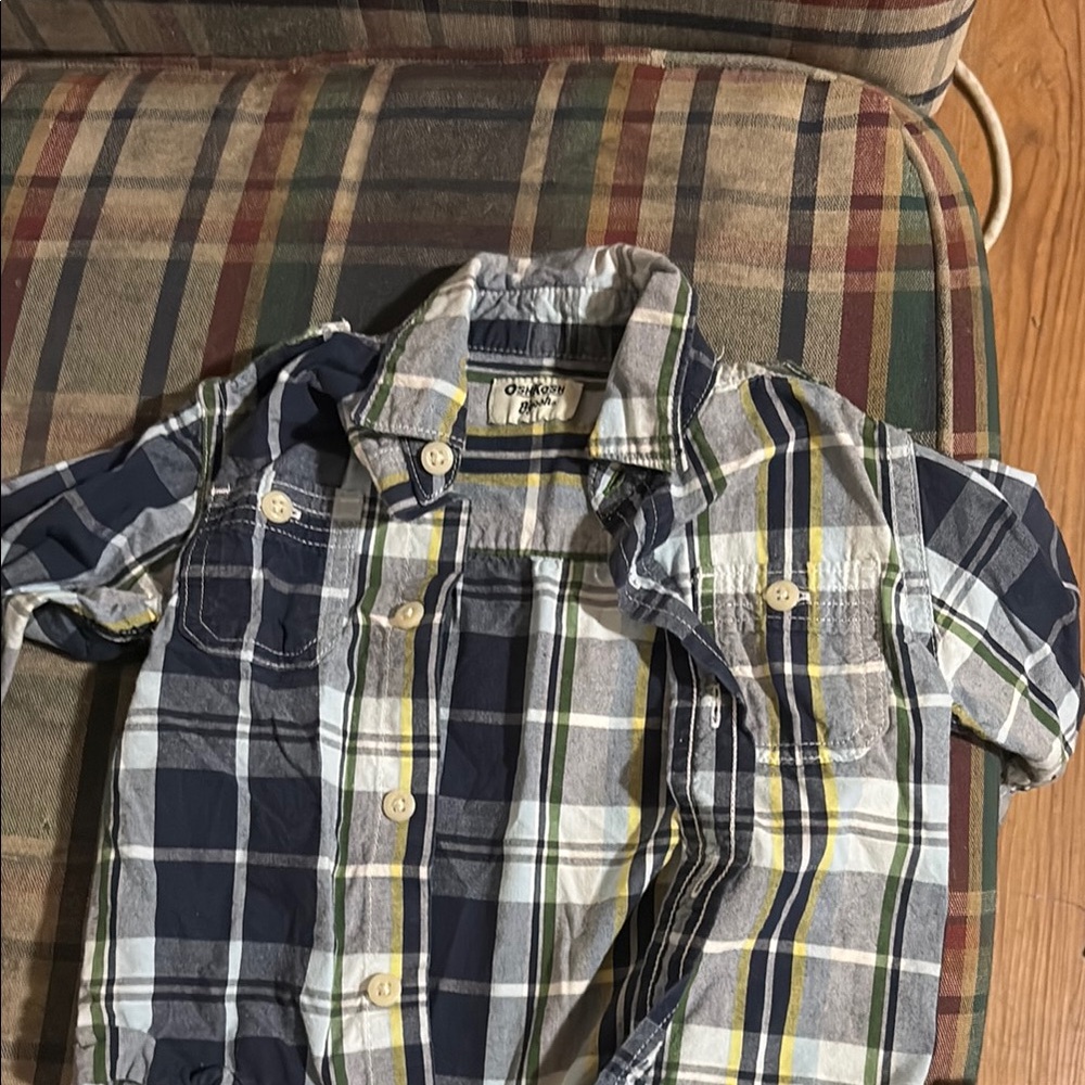 OshKosh B'gosh Plaid Button-Up Shirt